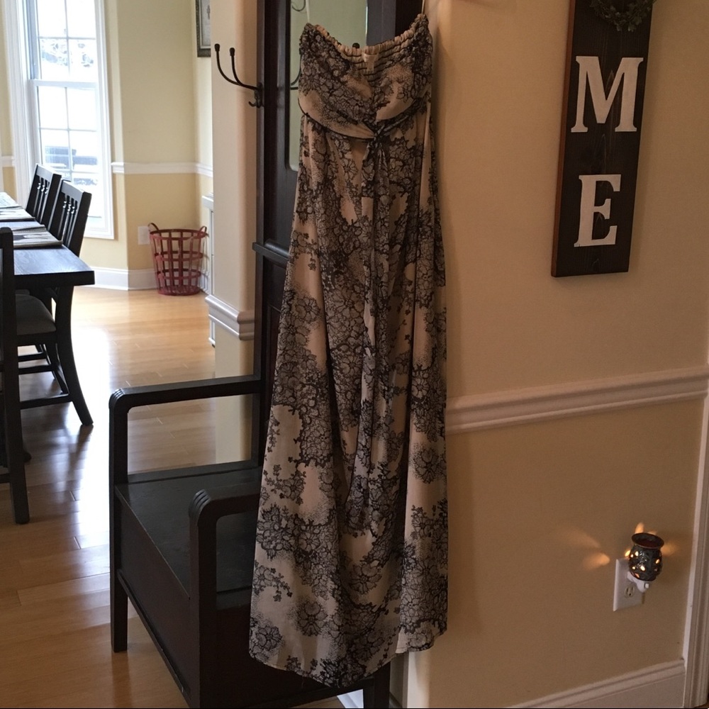 NWOT Love Fire strapless dress